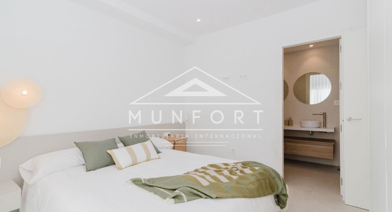 Bungalow de 3 habitaciones en Pilar de la Horadada en venta con piscina - 334.900 € (Ref: 9617108)