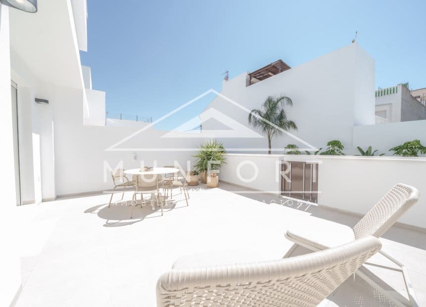 3 chambre Bungalow à vendre à Pilar de la Horadada avec piscine - 334 900 € (Ref: 9617108)