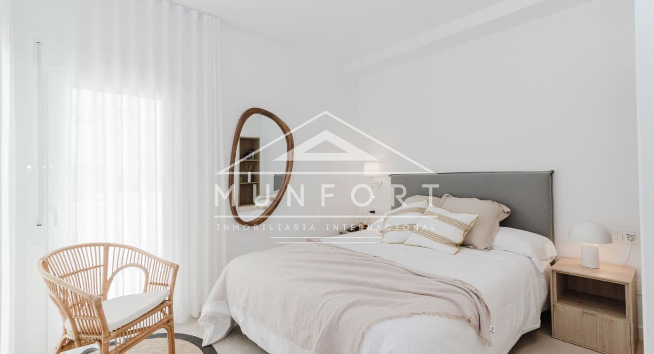 3 chambre Bungalow à vendre à Pilar de la Horadada avec piscine - 289 900 € (Ref: 9617109)