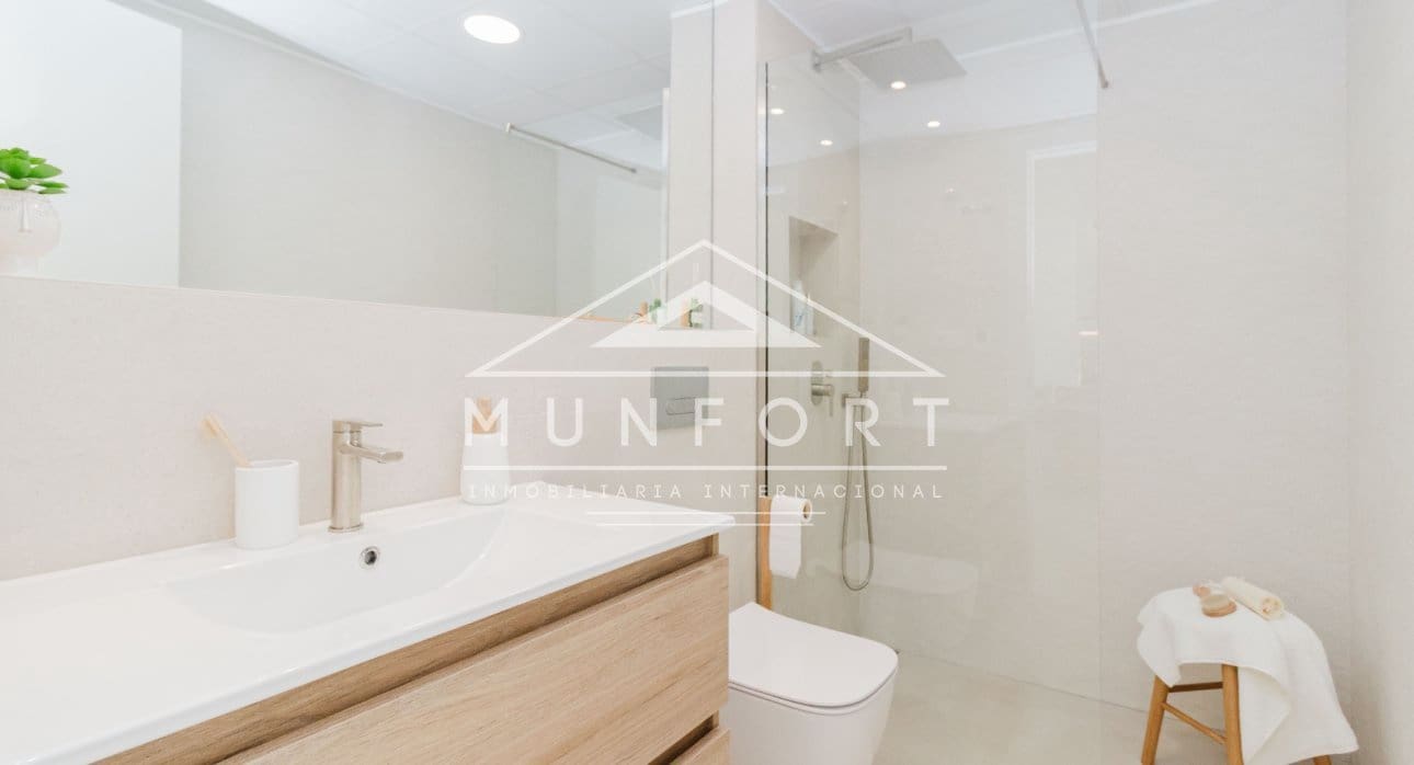 3 chambre Bungalow à vendre à Pilar de la Horadada avec piscine - 289 900 € (Ref: 9617109)