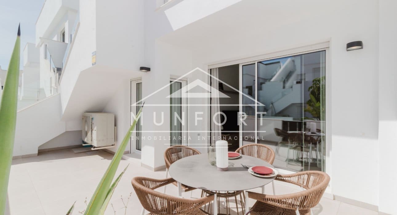 3 chambre Bungalow à vendre à Pilar de la Horadada avec piscine - 289 900 € (Ref: 9617109)