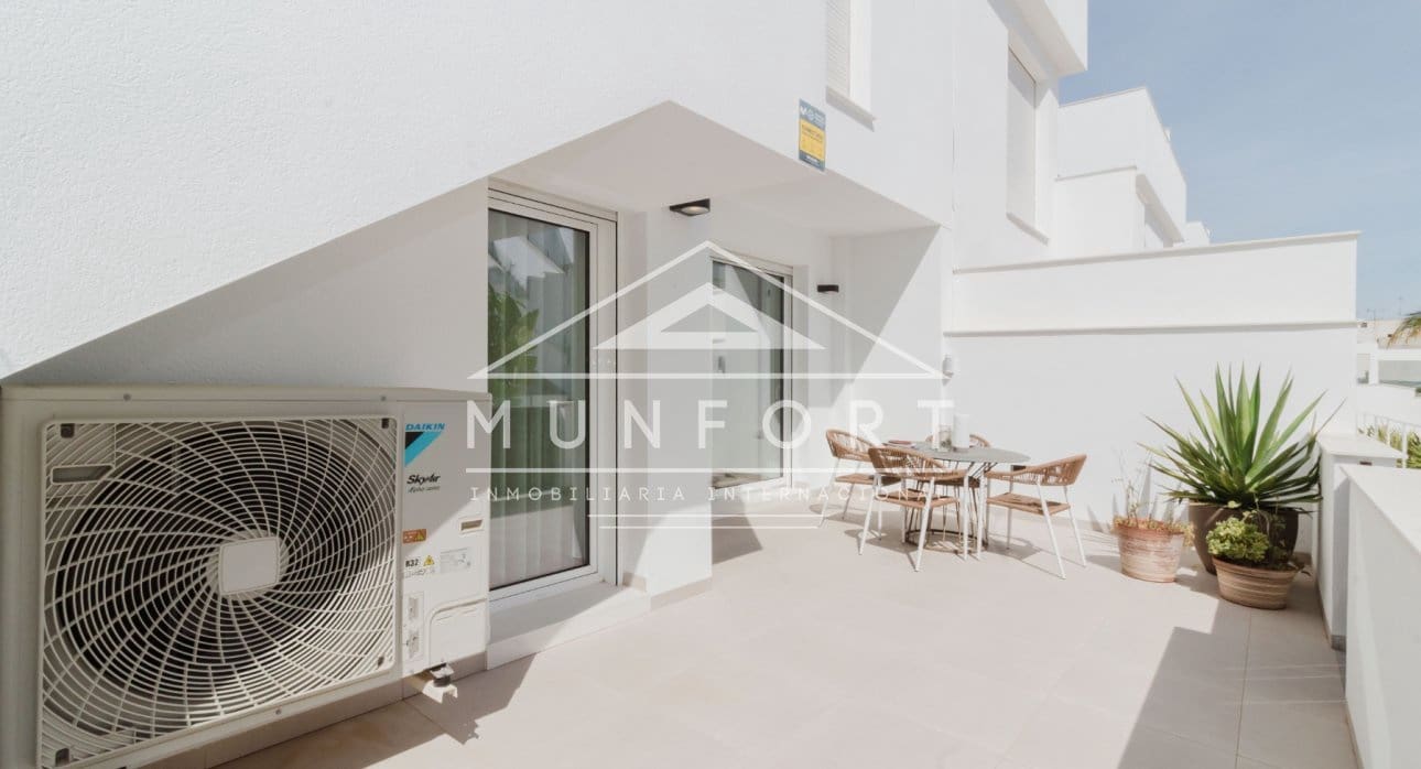 3 chambre Bungalow à vendre à Pilar de la Horadada avec piscine - 289 900 € (Ref: 9617109)