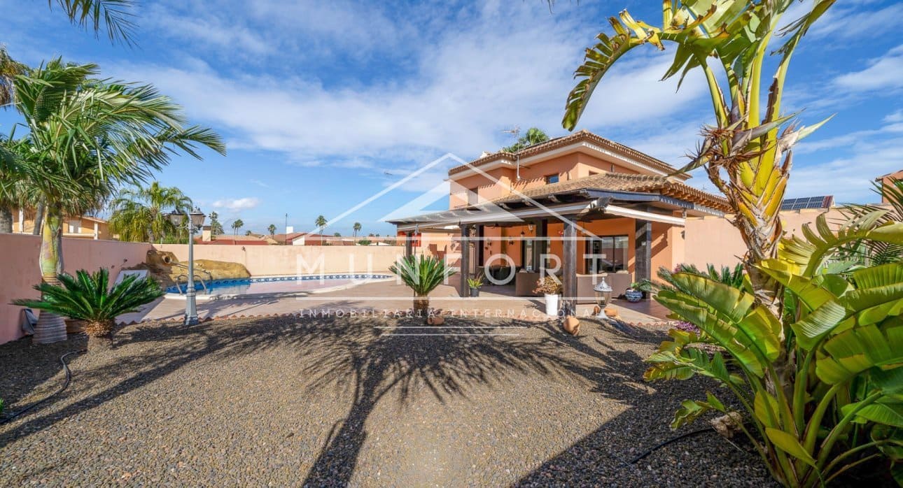 4 chambre Villa/Maison à vendre à San Javier avec piscine - 770 000 € (Ref: 9618109)