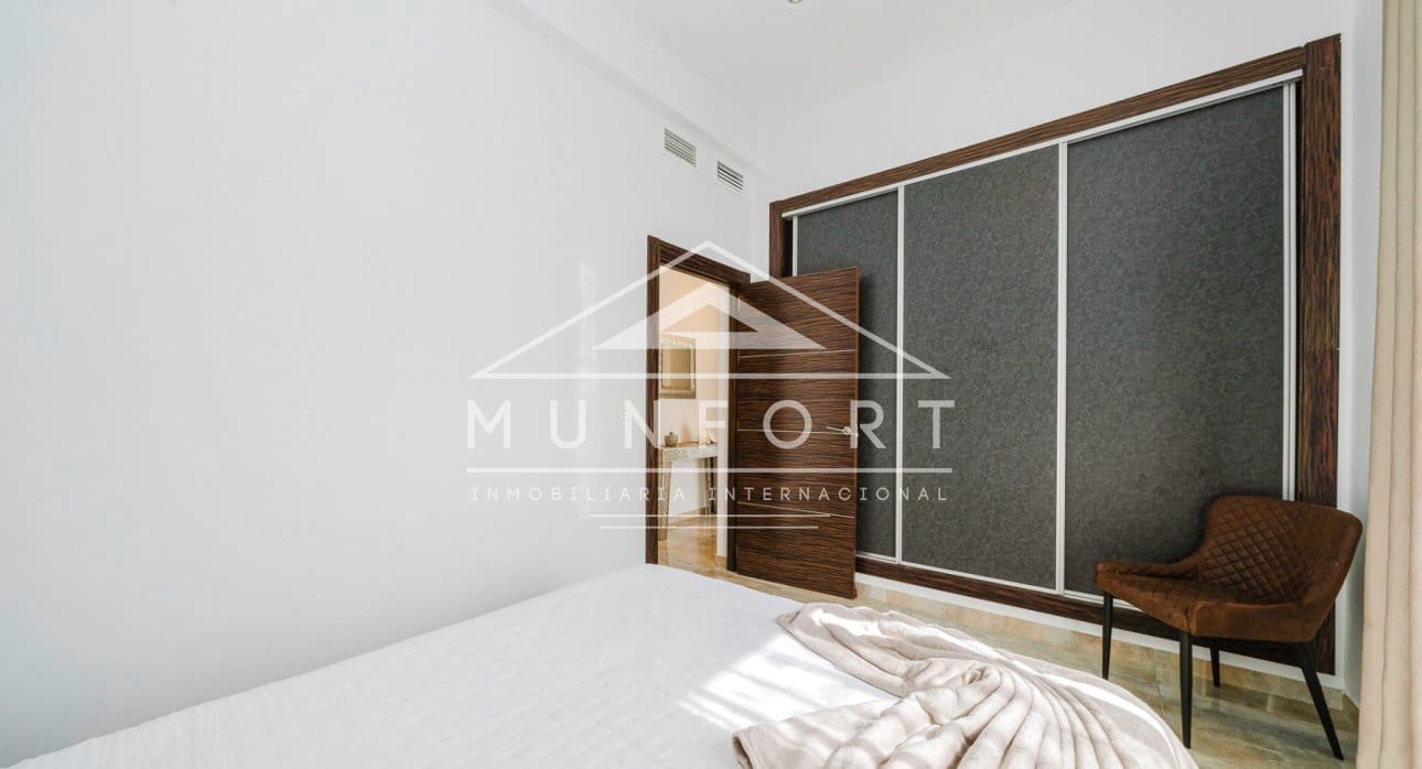 4 bedroom Villa for sale in Torre de la Horadada with pool - € 595,000 (Ref: 9618478)