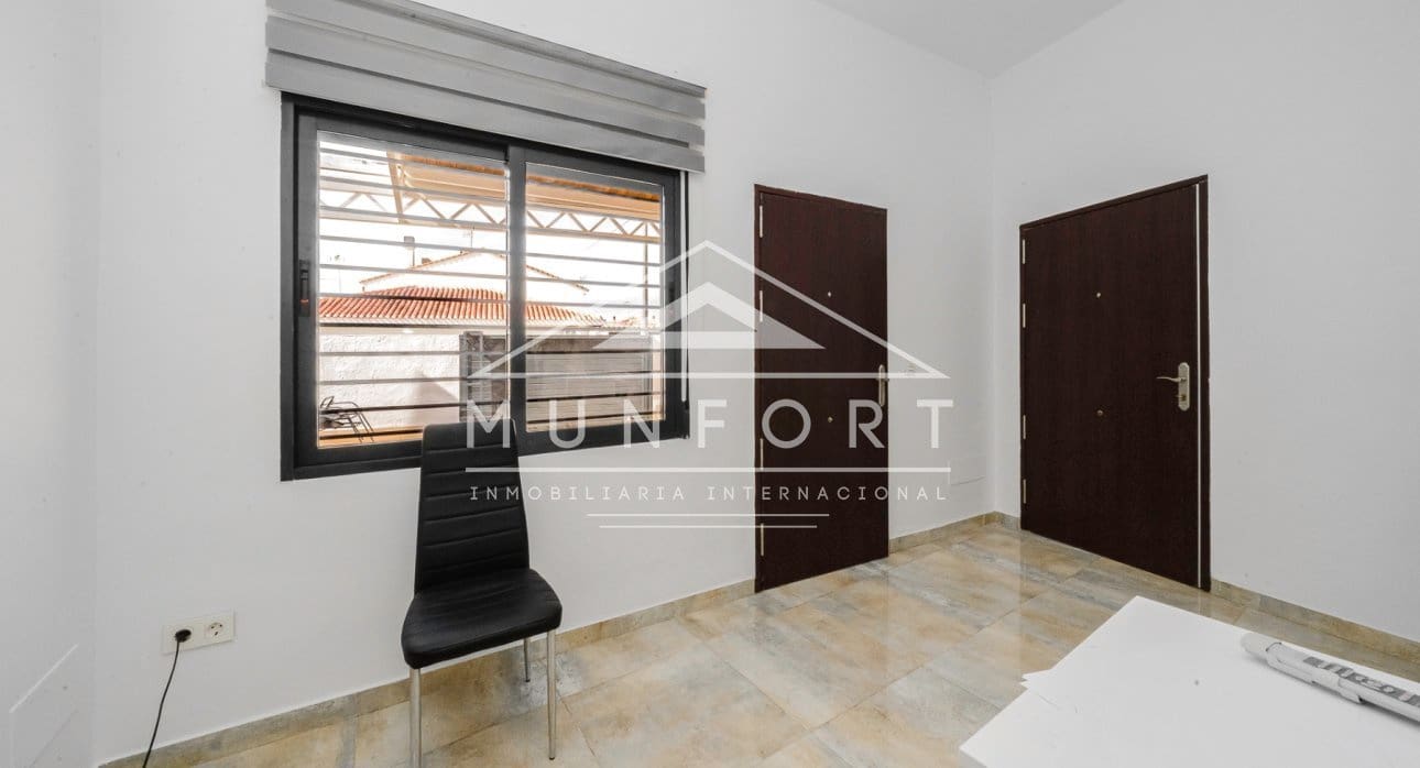 4 bedroom Villa for sale in Torre de la Horadada with pool - € 595,000 (Ref: 9618478)