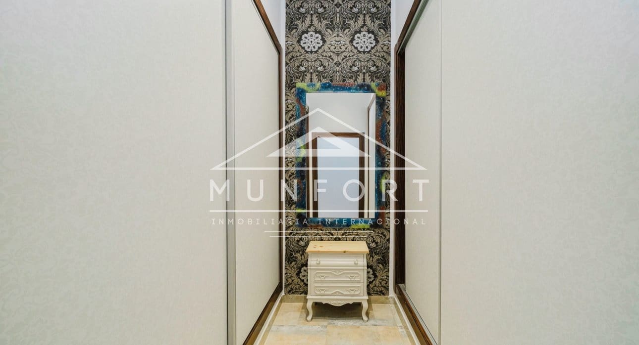 4 bedroom Villa for sale in Torre de la Horadada with pool - € 595,000 (Ref: 9618478)