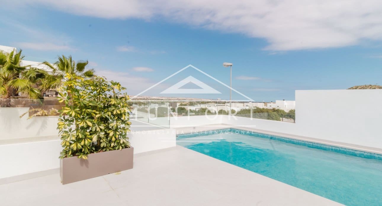 4 bedroom Villa for sale in Ciudad Quesada with pool - € 798,750 (Ref: 9618626)