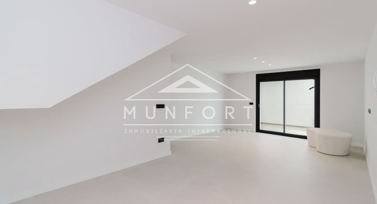 4 bedroom Villa for sale in Ciudad Quesada with pool - € 798,750 (Ref: 9618626)