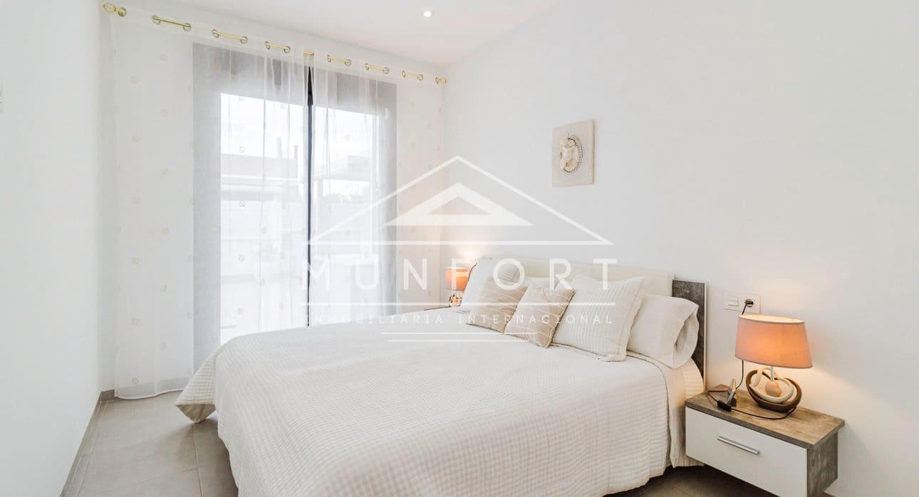 Chalet de 3 habitaciones en Sucina en venta con piscina - 449.900 € (Ref: 9618689)