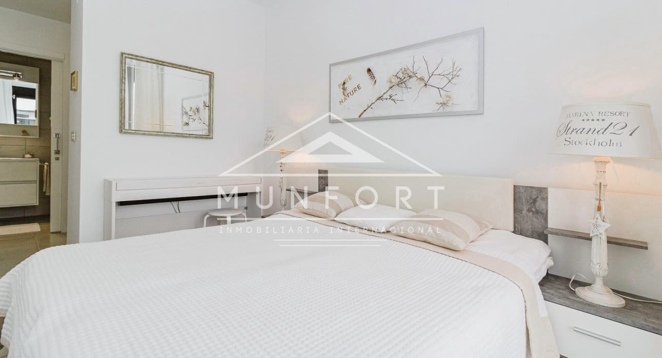 Chalet de 3 habitaciones en Sucina en venta con piscina - 449.900 € (Ref: 9618689)