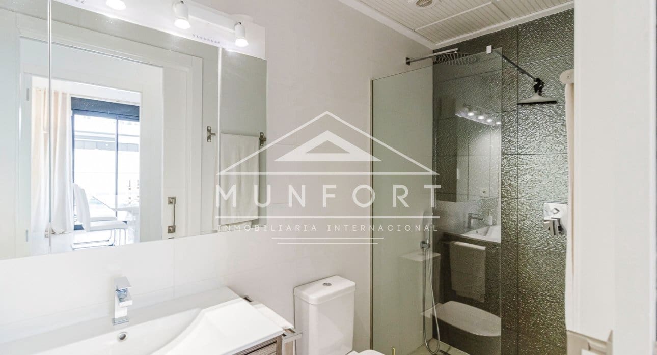 Chalet de 3 habitaciones en Sucina en venta con piscina - 449.900 € (Ref: 9618689)