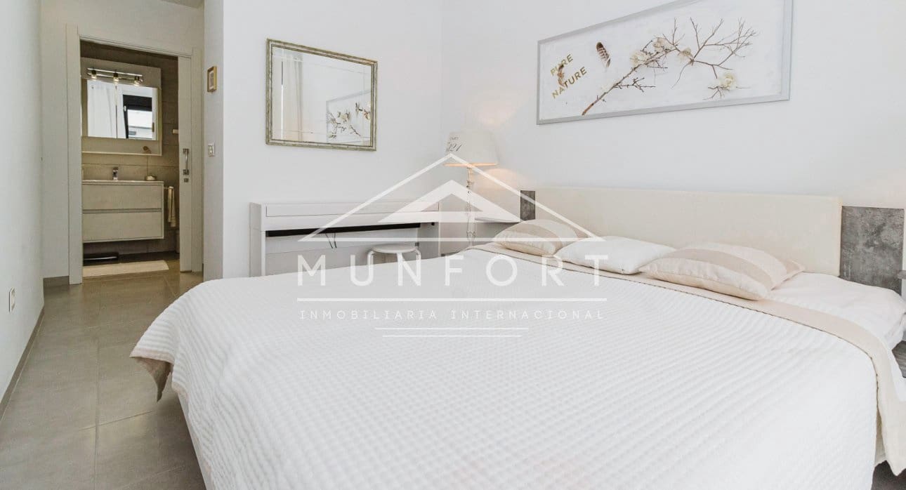 Chalet de 3 habitaciones en Sucina en venta con piscina - 449.900 € (Ref: 9618689)