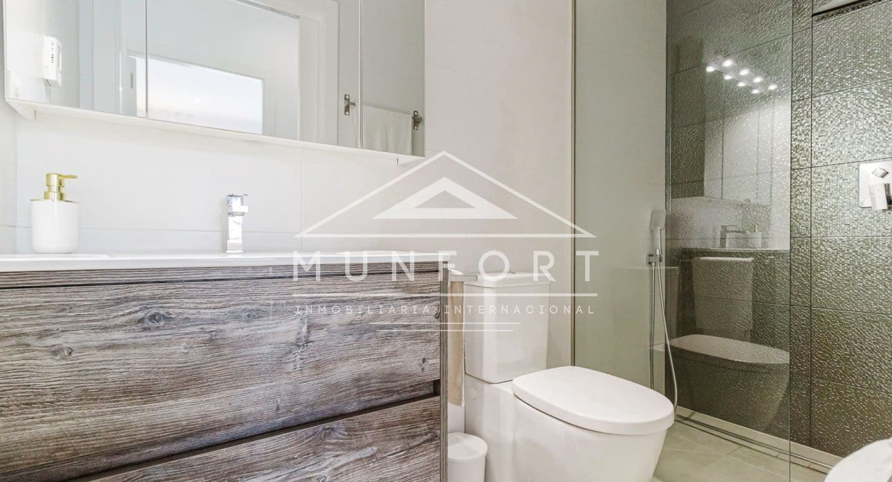 Chalet de 3 habitaciones en Sucina en venta con piscina - 449.900 € (Ref: 9618689)