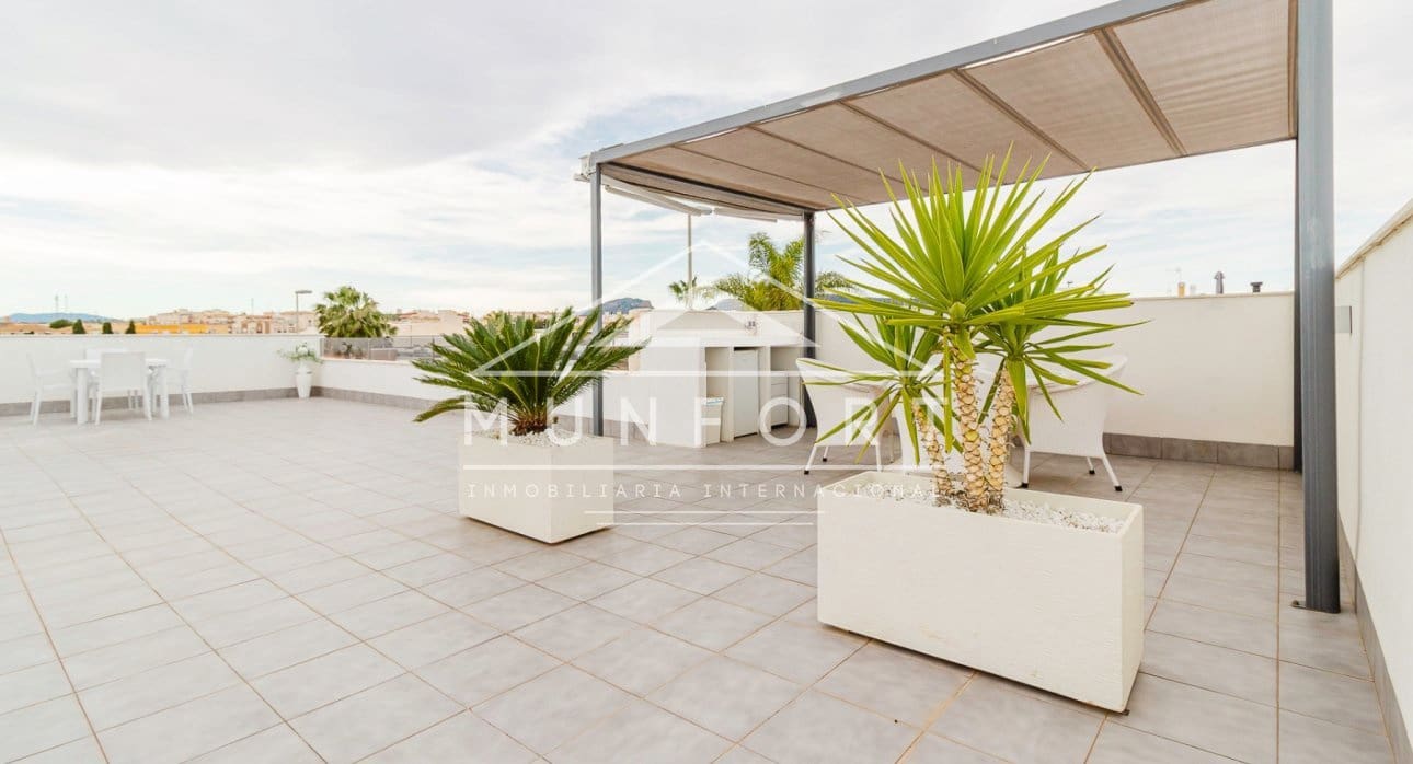 Chalet de 3 habitaciones en Sucina en venta con piscina - 449.900 € (Ref: 9618689)