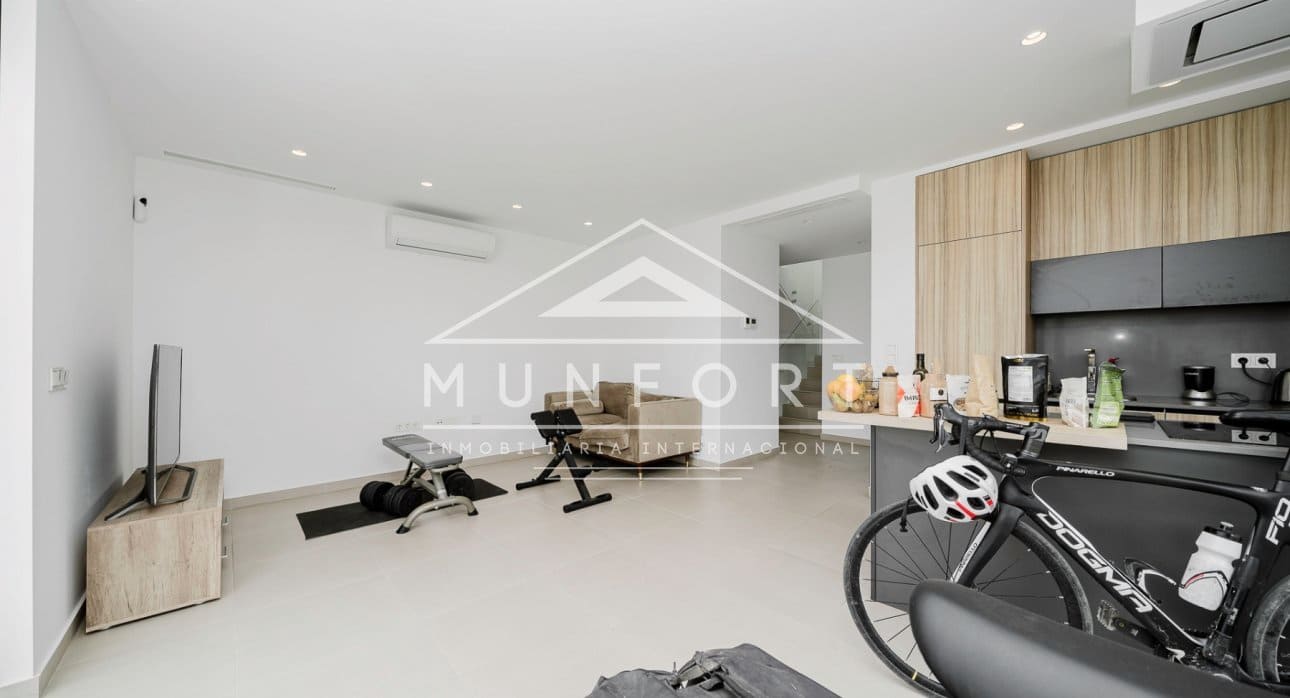 4 bedroom Villa for sale in Benijofar with pool - € 438,900 (Ref: 9623228)