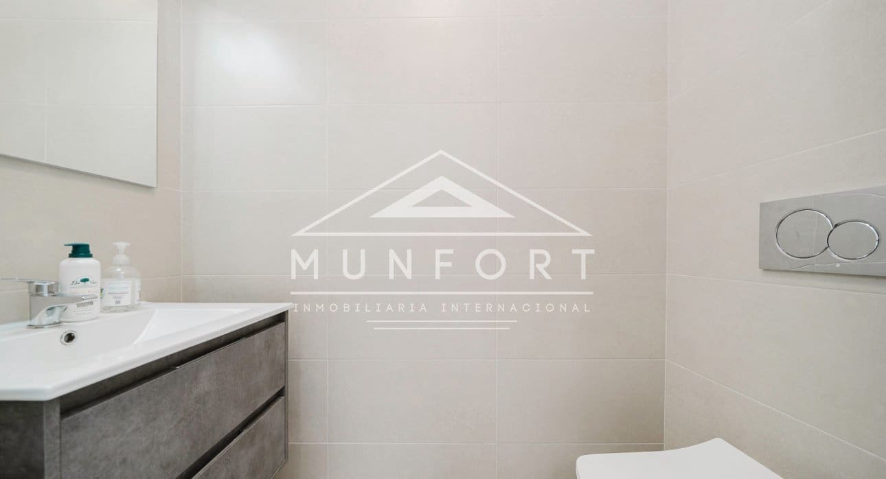 4 bedroom Villa for sale in Benijofar with pool - € 438,900 (Ref: 9623228)