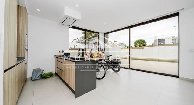 4 bedroom Villa for sale in Benijófar with pool - € 438,900 (Ref: 9623228)