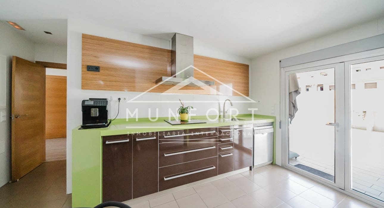 3 makuuhuone Huvila myytävänä paikassa San Pedro del Pinatar mukana uima-altaan - 490 000 € (Ref: 9626358)