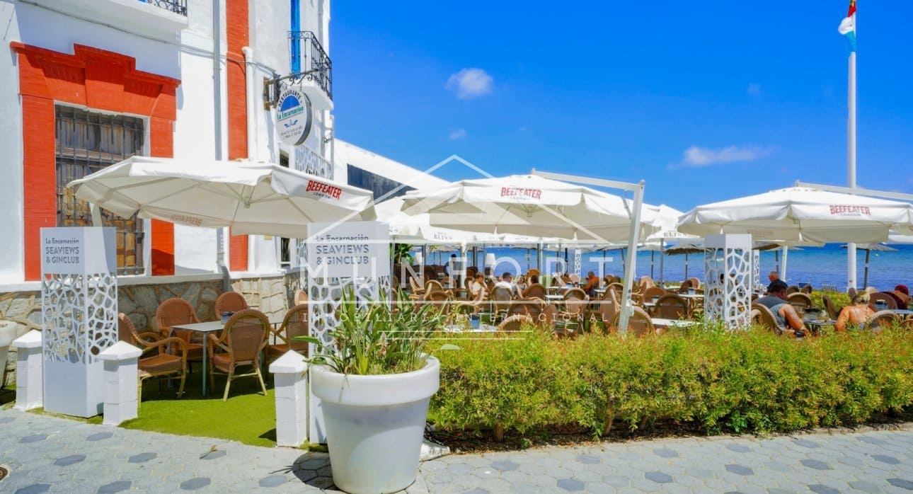 Działka budowlana na sprzedaż w Los Alcazares - 490 000 € (Ref: 9626359)