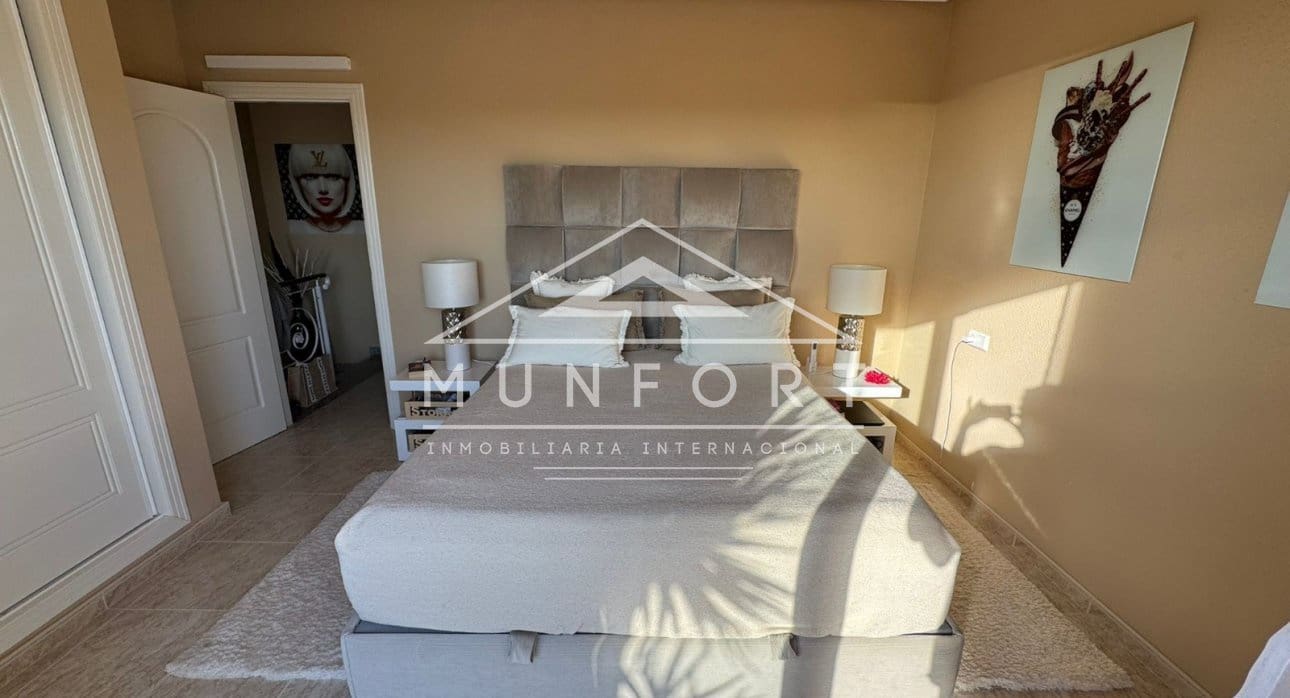 Chalet de 2 habitaciones en Rojales en venta con piscina - 259.000 € (Ref: 9626360)