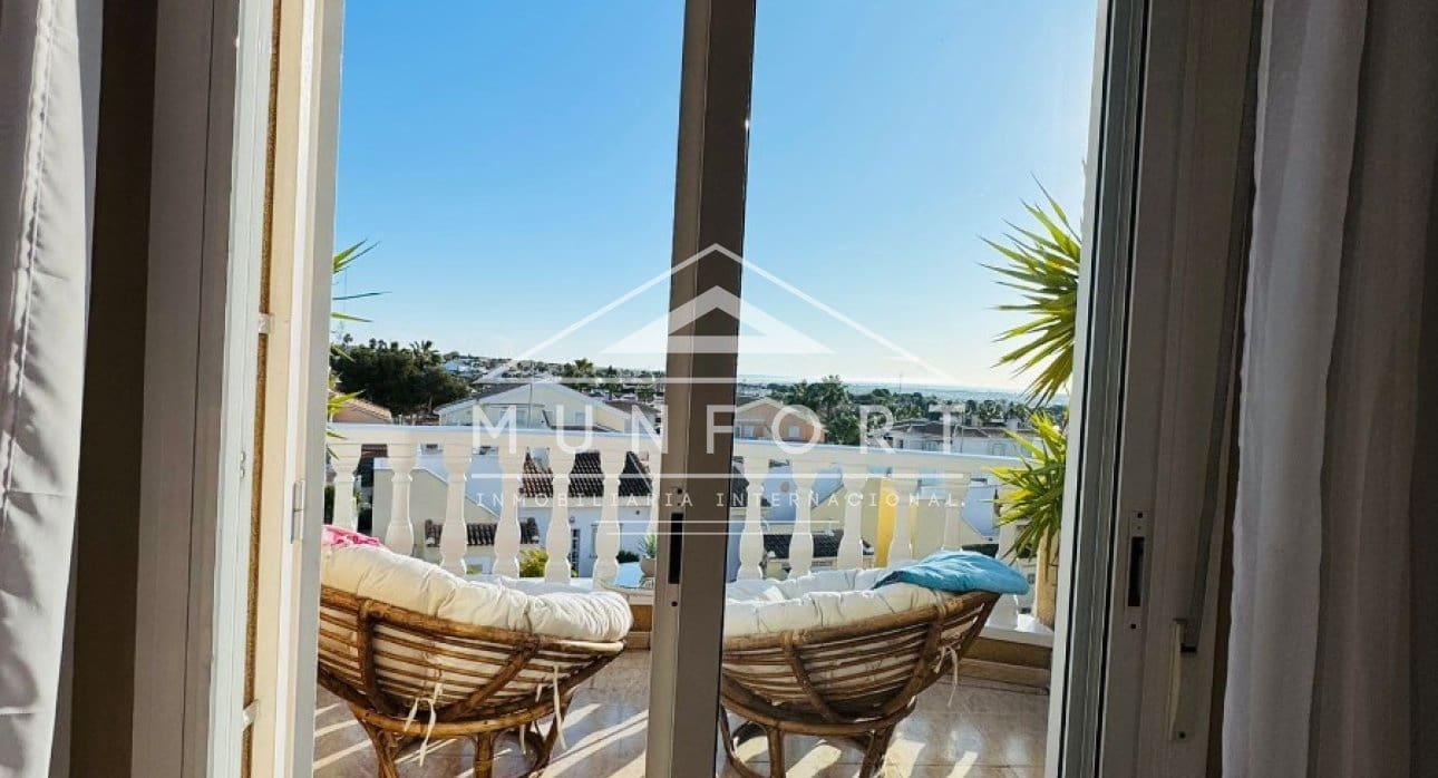 Chalet de 2 habitaciones en Rojales en venta con piscina - 259.000 € (Ref: 9626360)