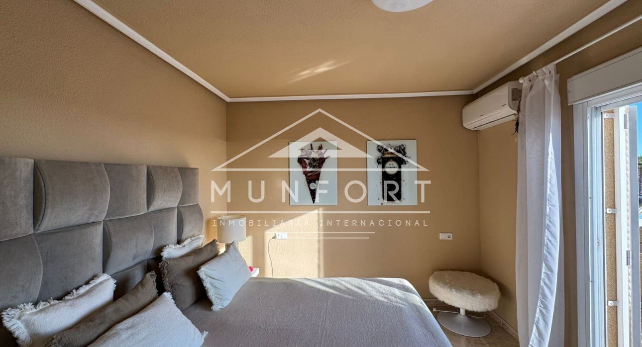 Chalet de 2 habitaciones en Rojales en venta con piscina - 259.000 € (Ref: 9626360)