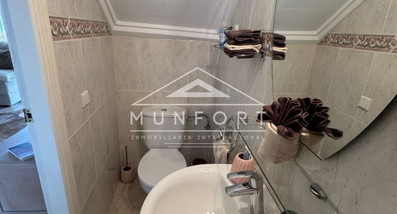 Chalet de 2 habitaciones en Rojales en venta con piscina - 259.000 € (Ref: 9626360)