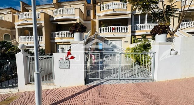 Chalet de 2 habitaciones en Ciudad Quesada, Rojales en venta con piscina - 259.000 € (Ref: 9626360)