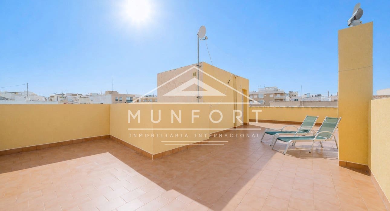 5 soveværelse Lejlighed til salg i San Miguel de Salinas - € 270.000 (Ref: 9628416)