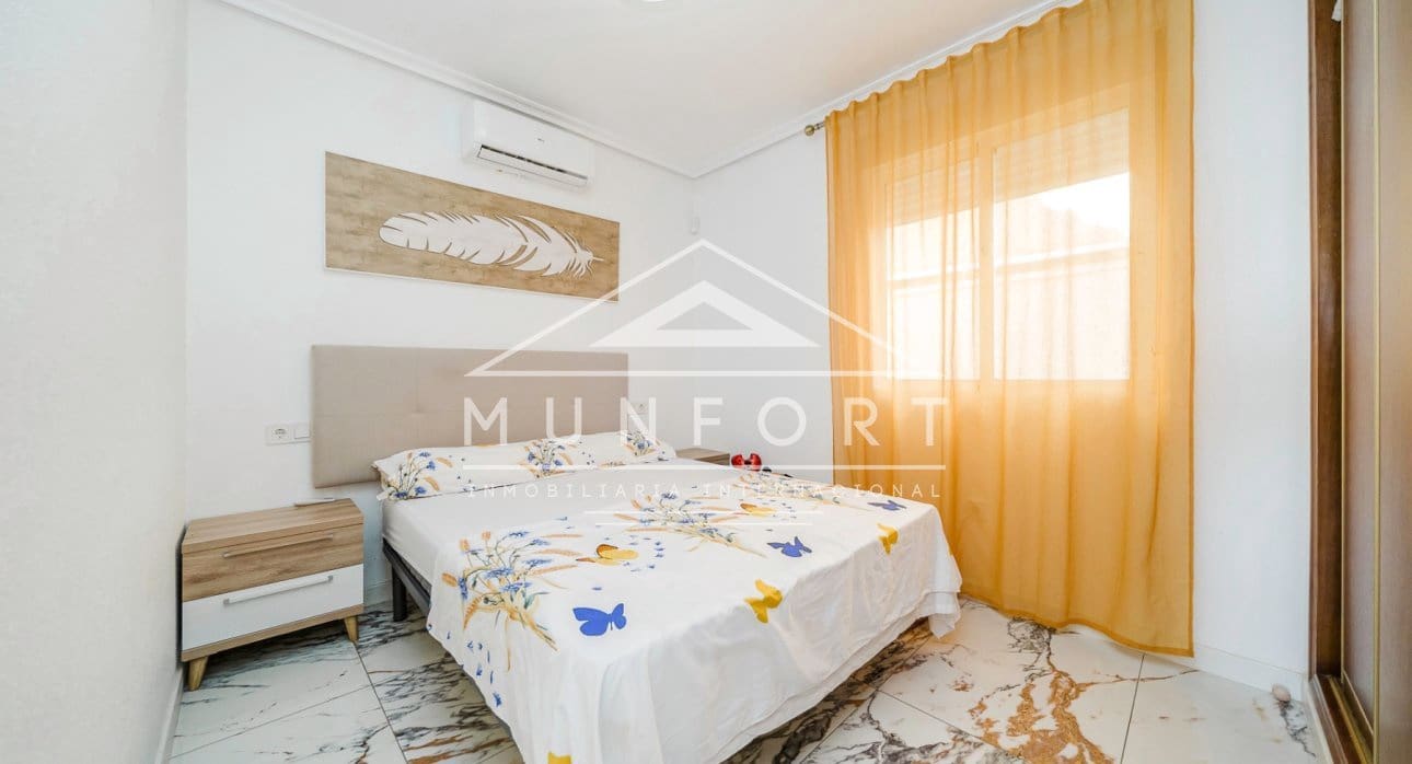 4 sypialnia Willa na sprzedaż w San Miguel de Salinas z basenem - 299 900 € (Ref: 9632676)