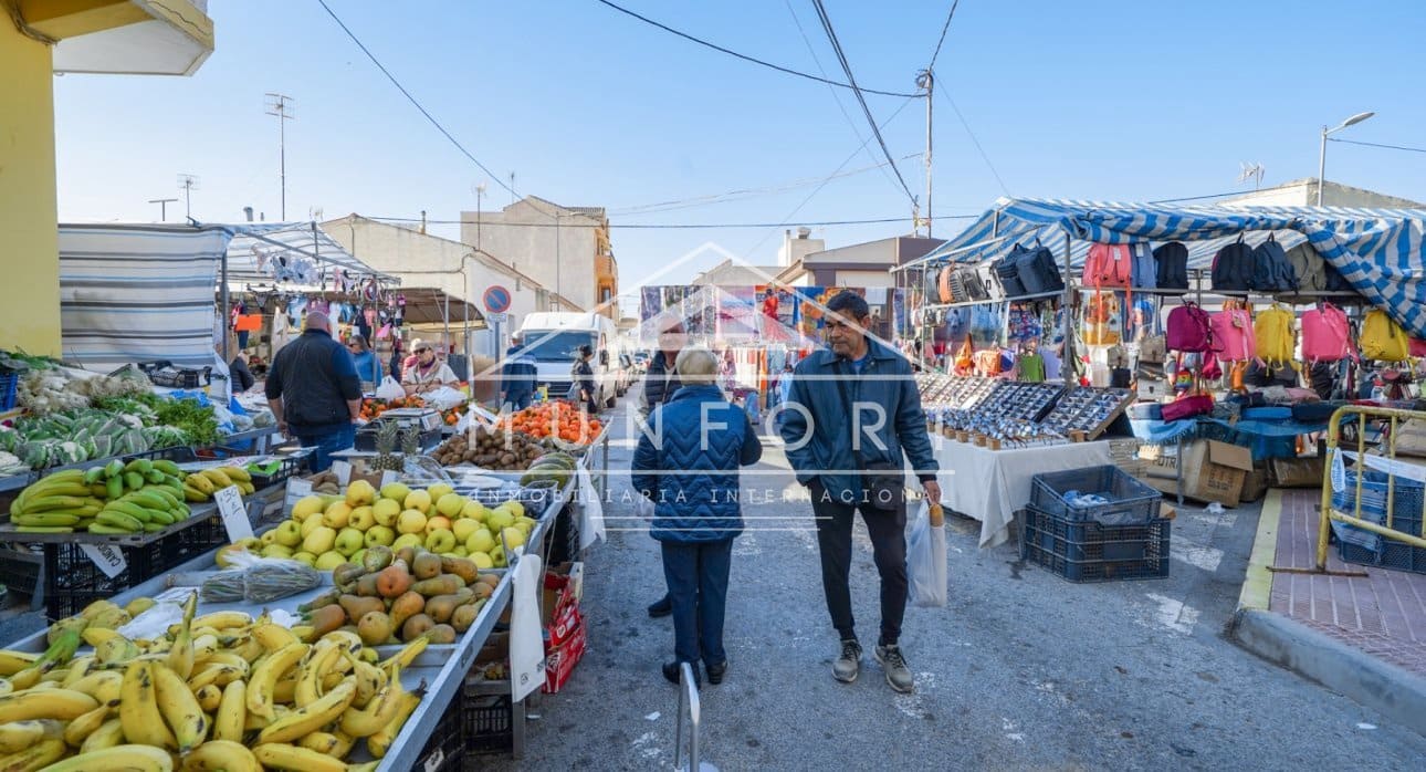 4 sypialnia Willa na sprzedaż w San Miguel de Salinas z basenem - 299 900 € (Ref: 9632676)