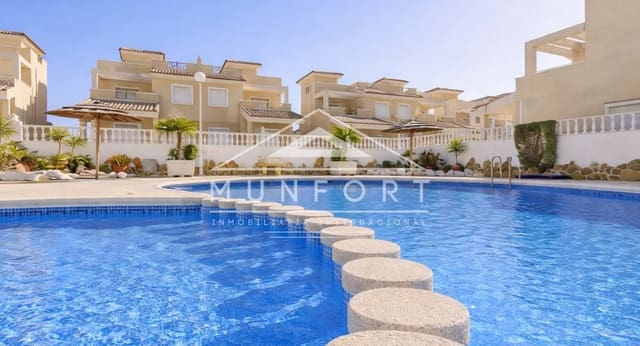 4 sypialnia Willa na sprzedaż w San Miguel de Salinas z basenem - 299 900 € (Ref: 9632676)