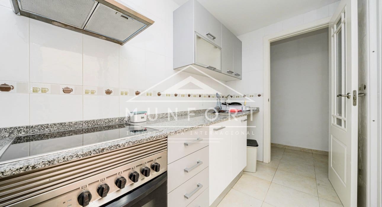 2 bedroom Apartment for sale in San Javier with pool - € 146,900 (Ref: 9642456)