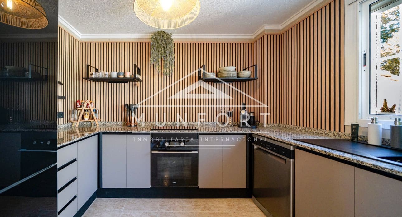 2 soveværelse Villa til salg i Rojales med swimmingpool - € 259.000 (Ref: 9642458)