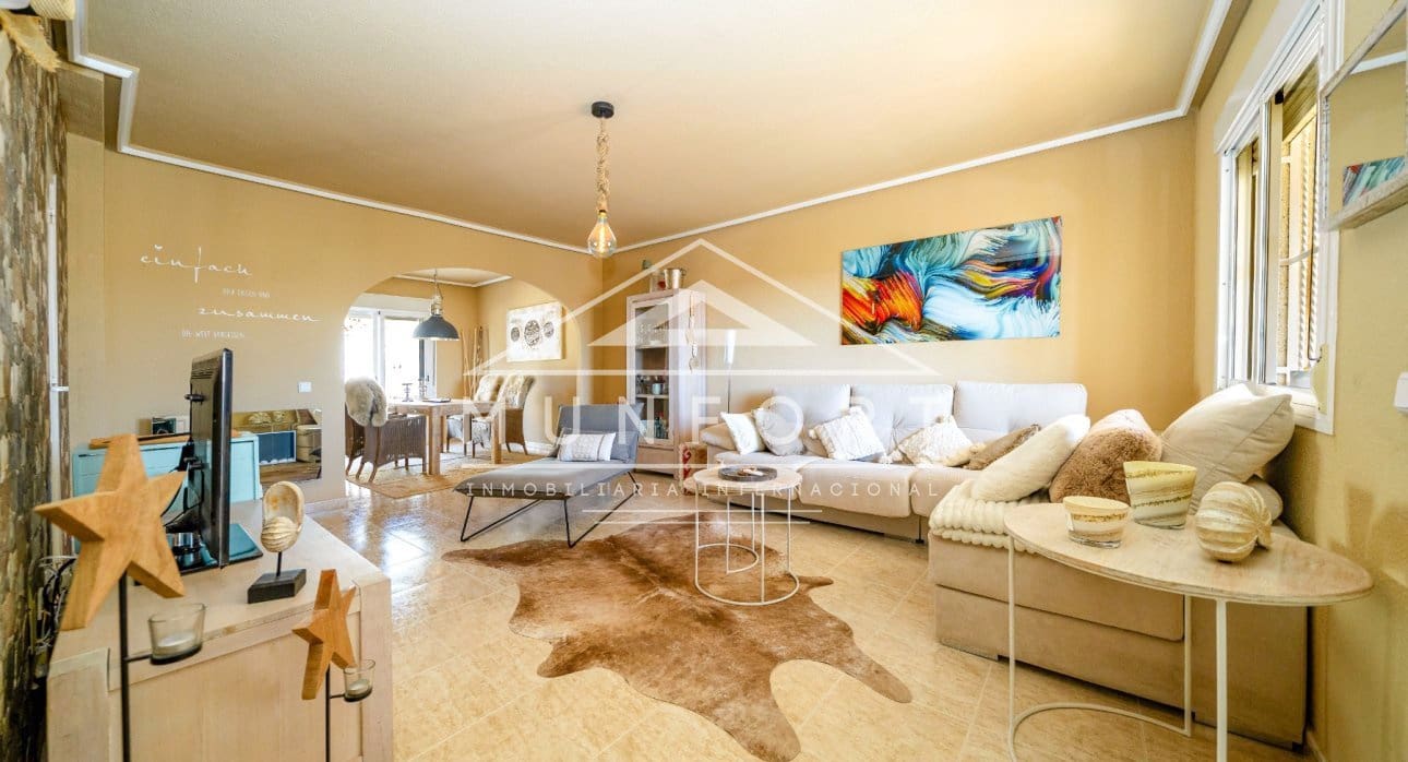 2 soveværelse Villa til salg i Rojales med swimmingpool - € 259.000 (Ref: 9642458)