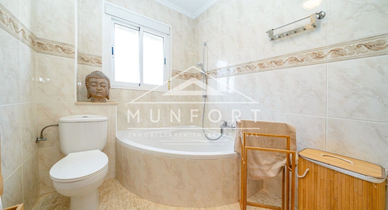 2 soveværelse Villa til salg i Rojales med swimmingpool - € 259.000 (Ref: 9642458)