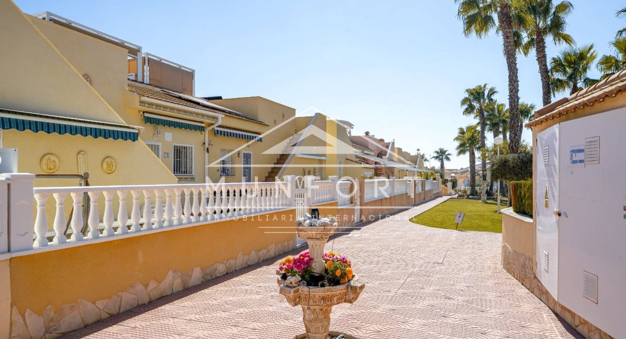 2 soveværelse Villa til salg i Rojales med swimmingpool - € 259.000 (Ref: 9642458)