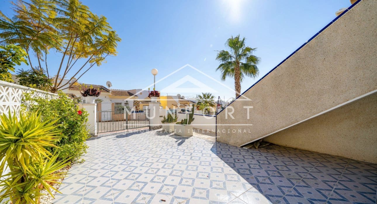 2 soveværelse Villa til salg i Rojales med swimmingpool - € 259.000 (Ref: 9642458)