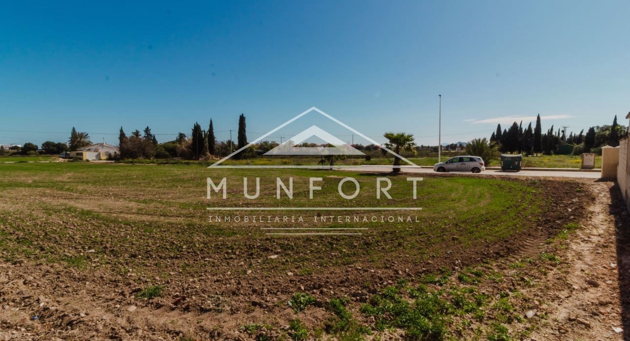 Terrain à Bâtir à vendre à Los Alcazares - 199 000 € (Ref: 9642460)