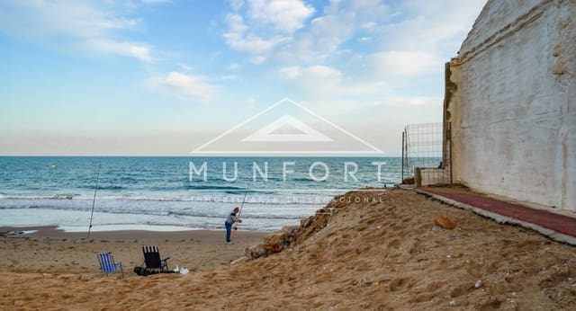 2 Zimmer Penthouse zu verkaufen in Puerto Deportivo, Guardamar del Segura mit Pool - 445.000 € (Ref: 9642462)