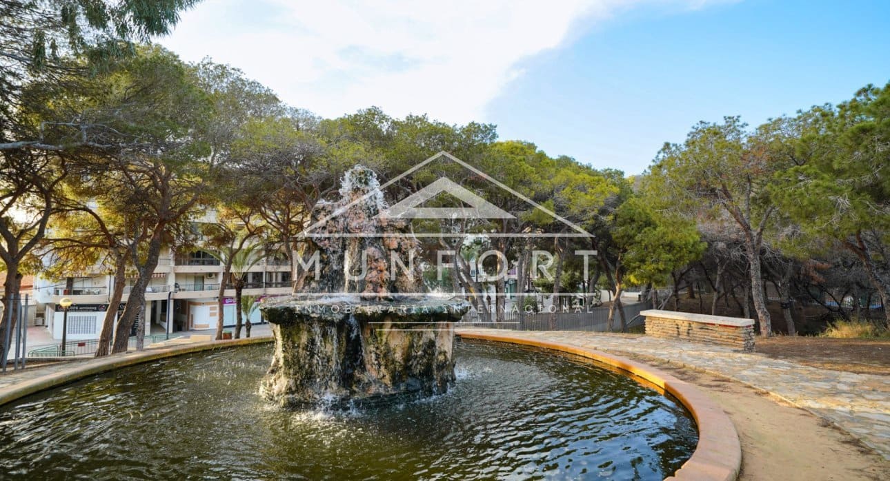 2 Zimmer Penthouse zu verkaufen in Guardamar del Segura mit Pool - 445.000 € (Ref: 9642462)