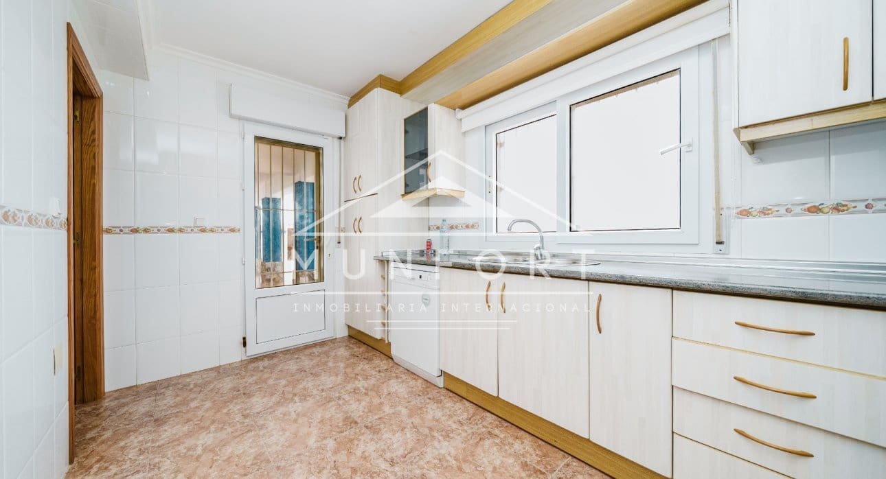 6 soveværelse Villa til salg i La Manga del Mar Menor - € 1.045.000 (Ref: 9645604)