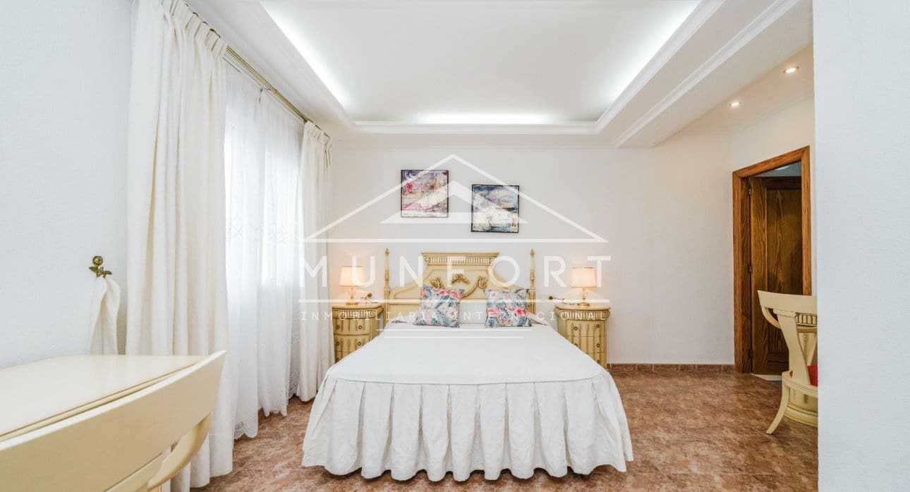 6 soveværelse Villa til salg i La Manga del Mar Menor - € 1.045.000 (Ref: 9645604)