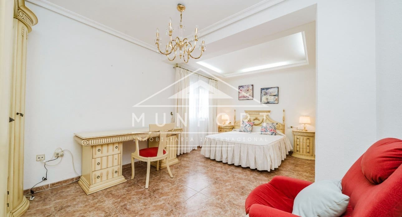 6 soveværelse Villa til salg i La Manga del Mar Menor - € 1.045.000 (Ref: 9645604)