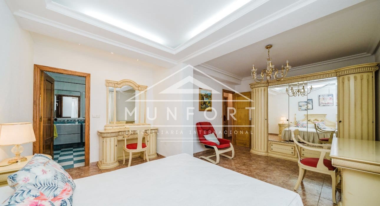 6 soveværelse Villa til salg i La Manga del Mar Menor - € 1.045.000 (Ref: 9645604)