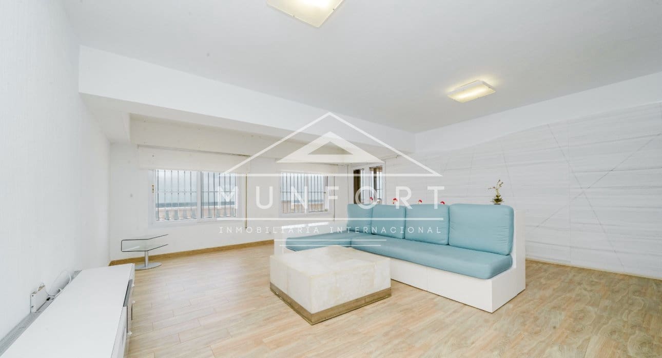 6 soveværelse Villa til salg i La Manga del Mar Menor - € 1.045.000 (Ref: 9645604)