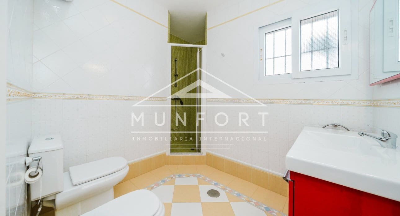 6 soveværelse Villa til salg i La Manga del Mar Menor - € 1.045.000 (Ref: 9645604)