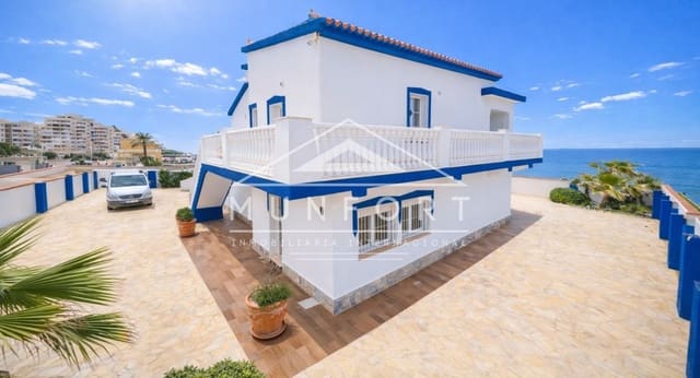 6 soveværelse Villa til salg i La Manga del Mar Menor - € 1.045.000 (Ref: 9645604)