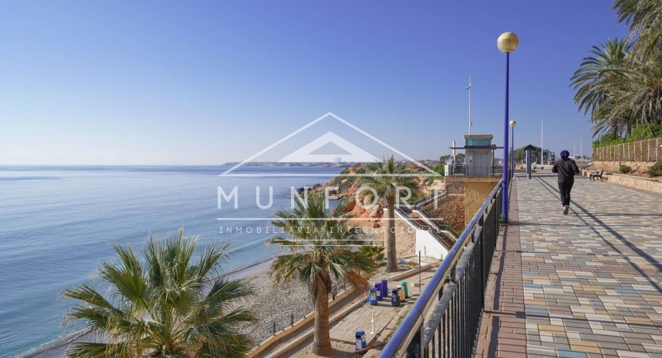 2 sovrum Bungalow till salu i Villamartin med pool - 189 000 € (Ref: 9645605)