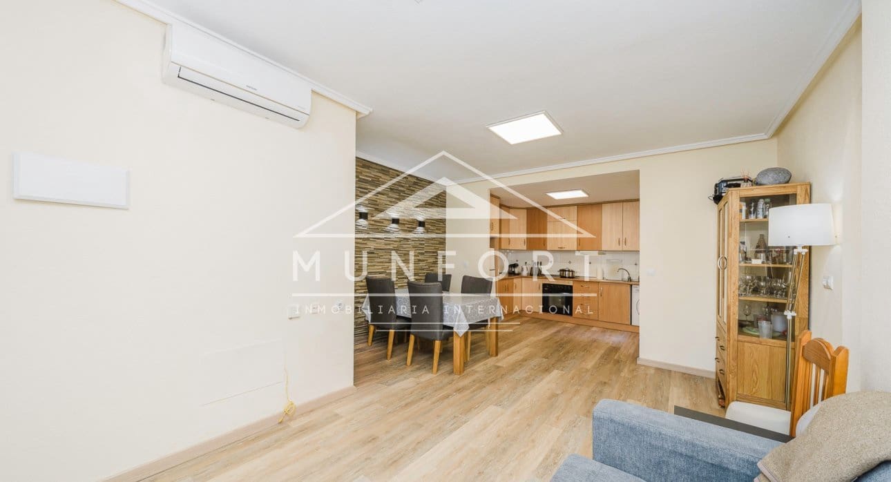 2 Zimmer Bungalow zu verkaufen in Torrevieja mit Pool - 199.000 € (Ref: 9646022)